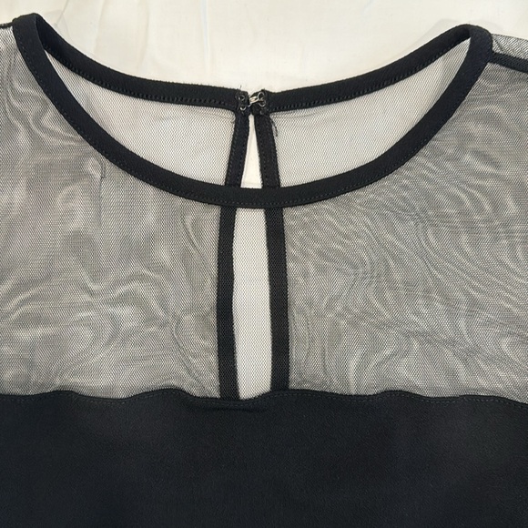 Express Top - Picture 2 of 4